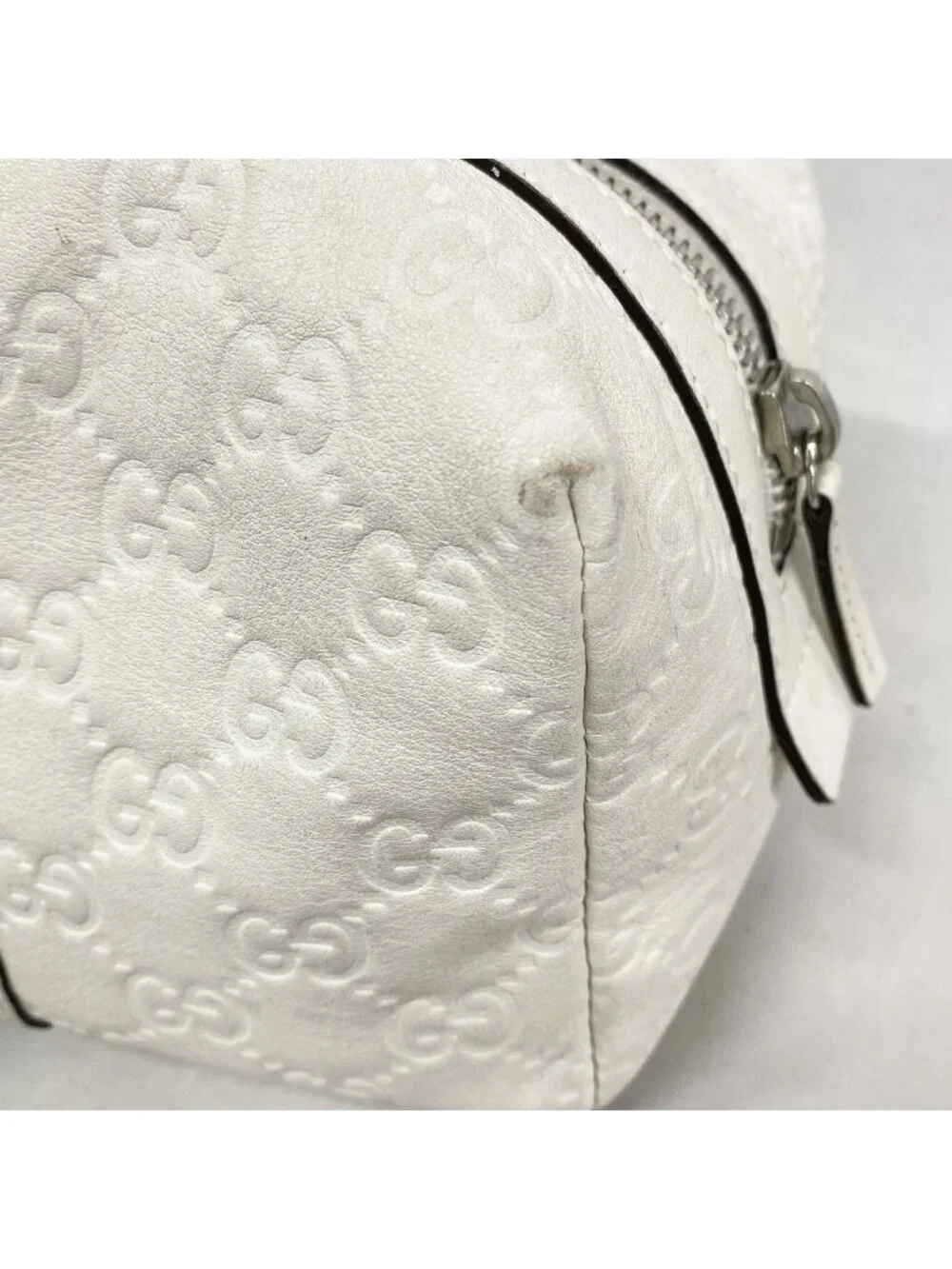 Gucci Pouch Sherry Line Guccissima Leather White Silver